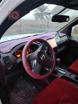 نيسان نافارا